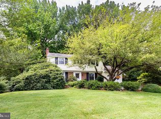 21 Smith Ave, Westminster, MD 21157