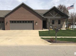 1305 Prince George Ct, Washington, IL 61571