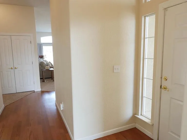 160 Lake Dr — Photo 14