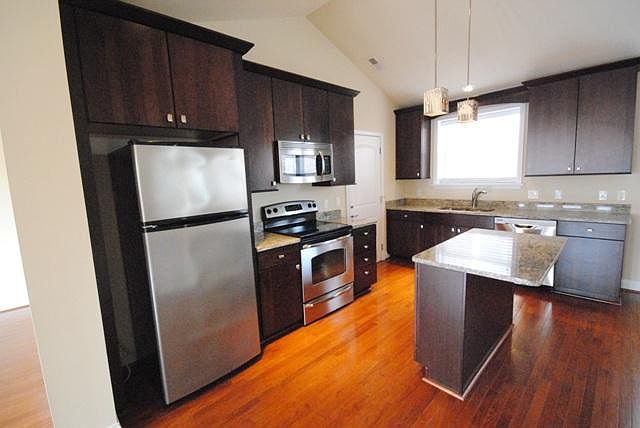1st image of 7517 Oxford Dr APT 3C