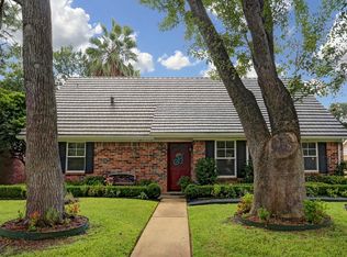 12347 Westella Dr, Houston, TX 77077