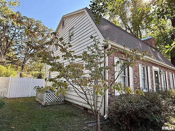 2nd image of 1400 Catherine St