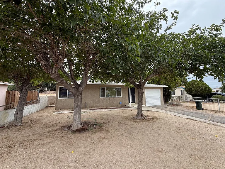 1440 Nancy St — Photo 2