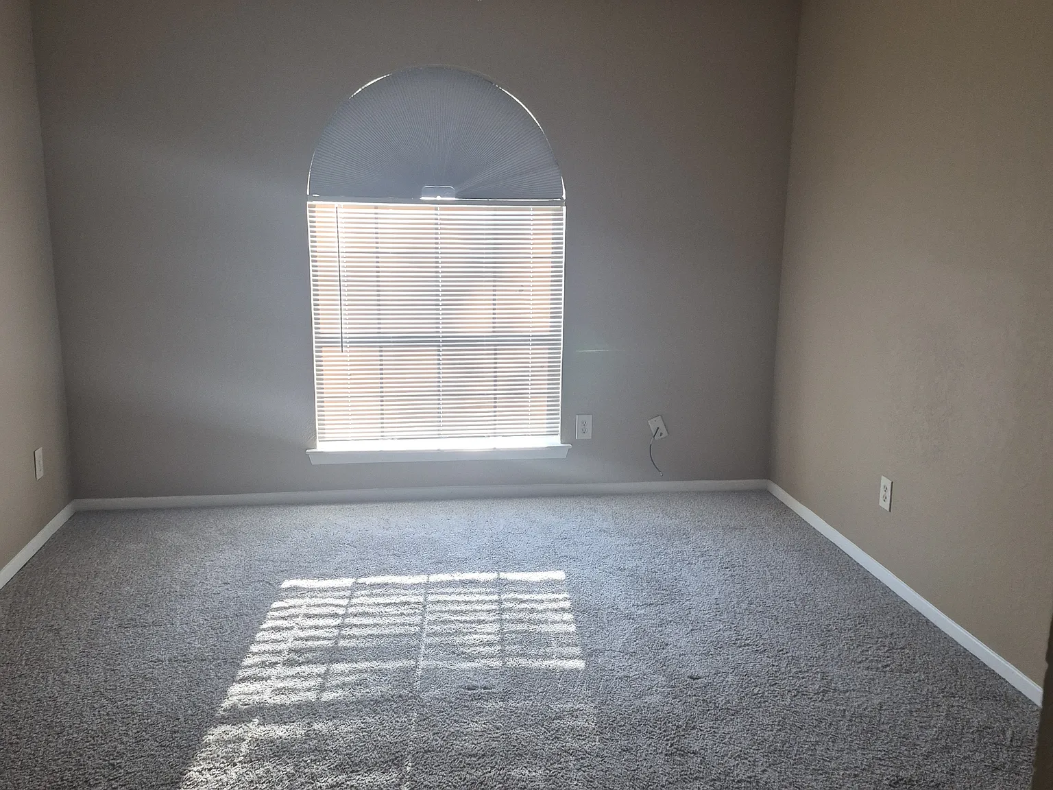 2 bed, 1174 sqft, $1,650 — Photo 4