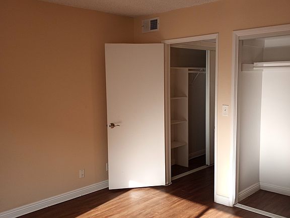5th image of 17828 Margate St APT 203