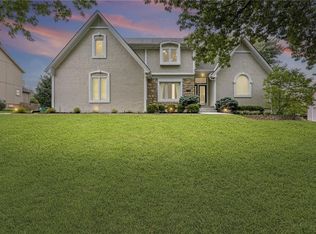 12620 Howe Dr, Leawood, KS 66209