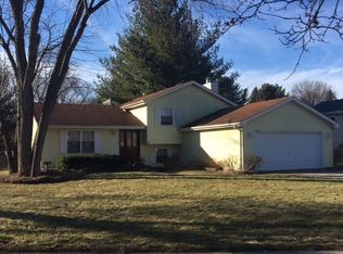 28W661 Wagner Dr, Warrenville, IL
