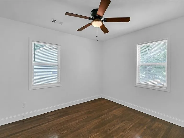 319 Stokes Ave — Photo 19