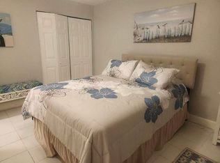 17320 NW 63rd Ave, Hialeah, FL 33015