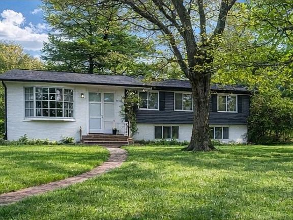 5th image of 2465 Flint Hill Rd