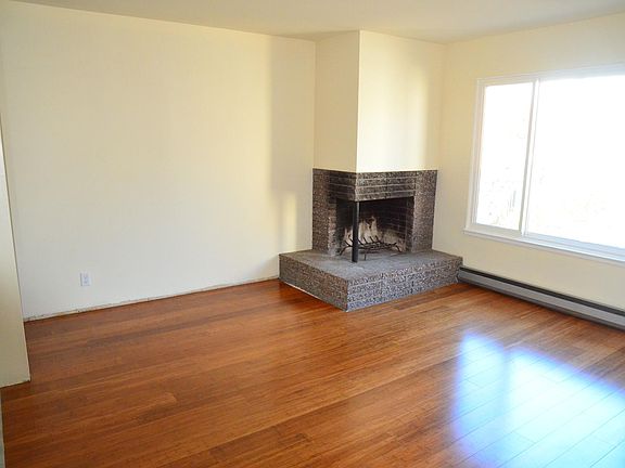 3rd image of 1254 10th Ave APT 6