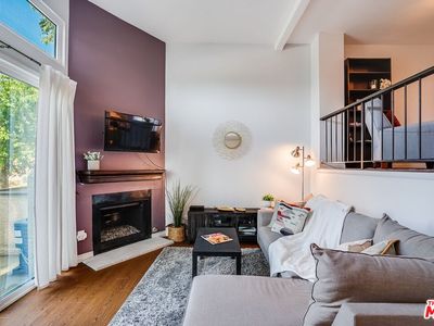 19230 Wyandotte St Unit 5, Reseda, CA, 91335