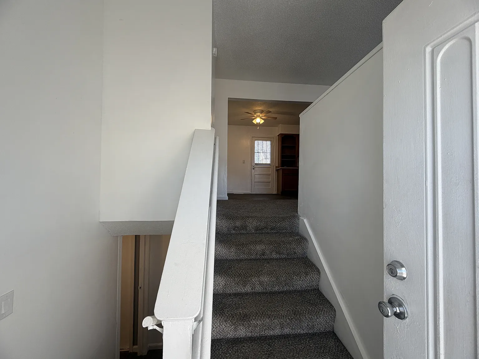 1112 Olive Street - 1 — Photo 2