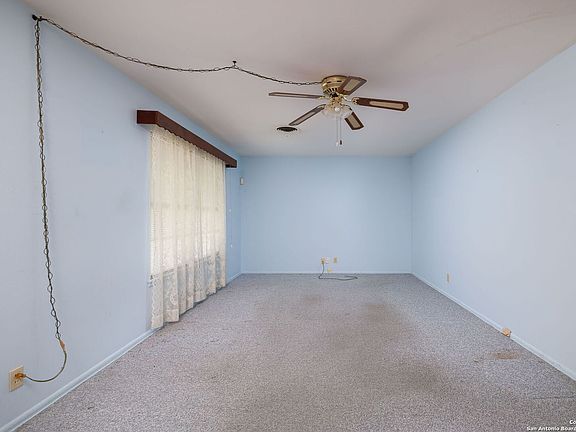 3rd image of 7507 GALLOP DR