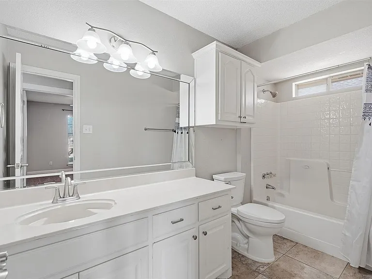 410 Roundabout Dr — Photo 17