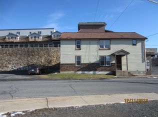 620 N Garfield Ave, Schuylkill Haven, PA 17972