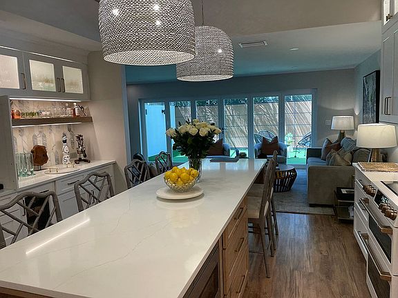 2nd image of 2981 W Knights Ave