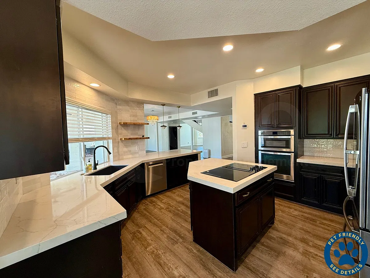 5 bed, 4.0 bath, 3504 sqft, $5,100 — Photo 1