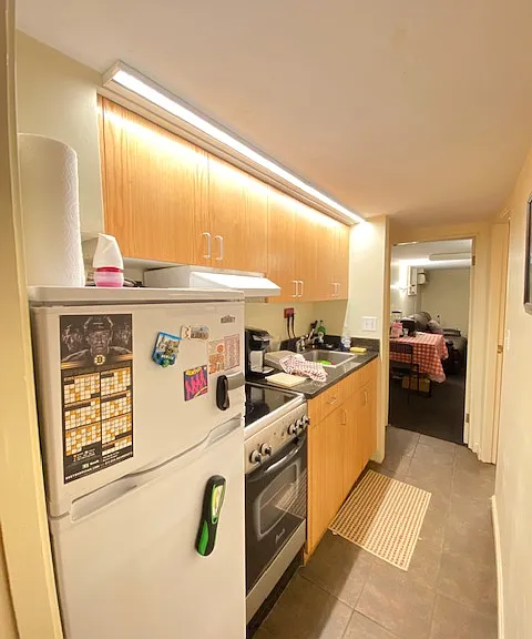 336 1/2 Walden St #B — Photo 1