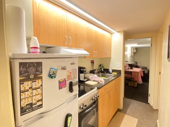 336 1/2 Walden St #B, Cambridge, MA 02138