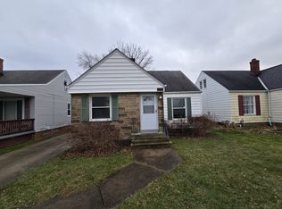 9406 McCracken Blvd, Garfield Heights, OH