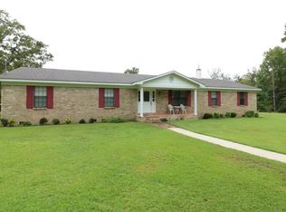 382 Pineland Dr, Frisco City, AL 36445