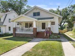 716 N Chicago Ave, Rockford, IL 61107