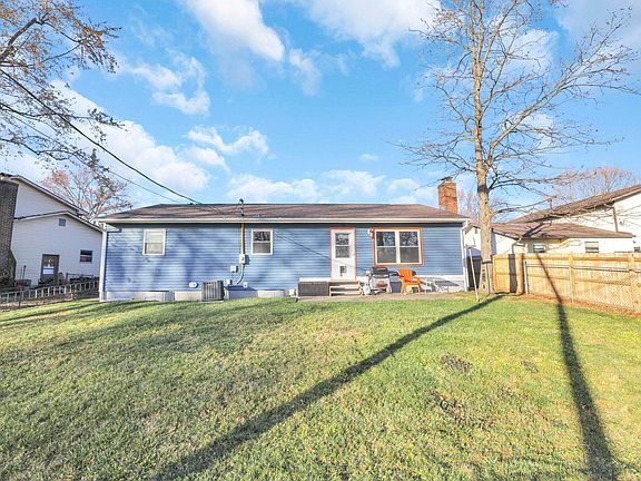 2nd image of 2109 Teakwood Dr