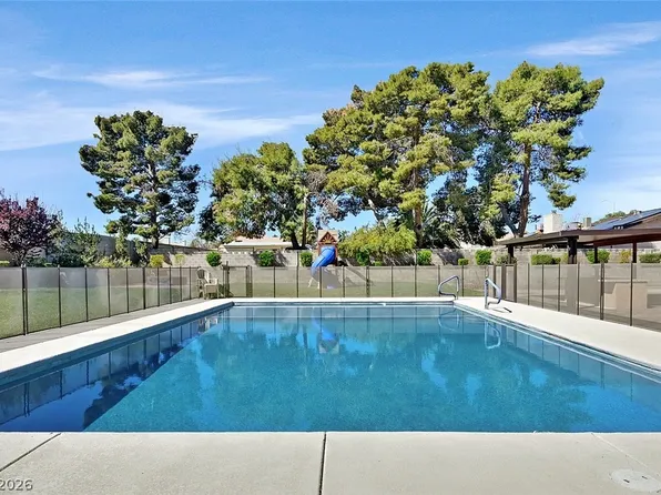 1021 Jimmy Cir, Las Vegas, NV 89123