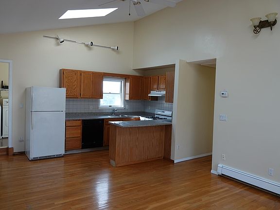 3rd image of 144 New Broadway #3