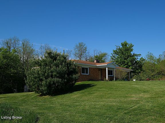3rd image of 246 Lakewood Dr