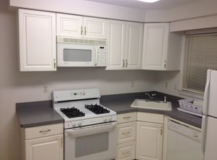 1883 Vauxhall Rd, Union, NJ 07083