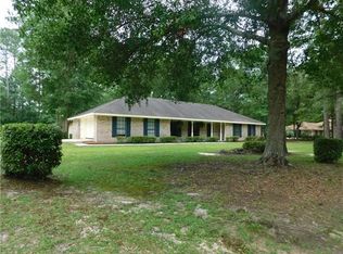 30420 Saint John Dr, Lacombe, LA 70445