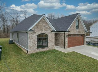 4085 Buttermilk Rd, Lexington, KY 40509