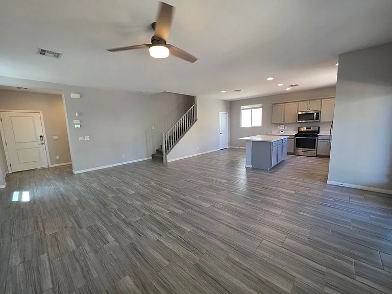 9852 Fisher Bay Ct — Photo 6