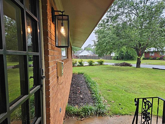 2nd image of 12 Marshall Dr