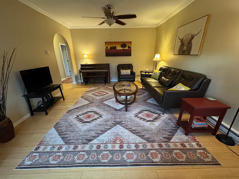 436 W Sackett Ave — Photo 9
