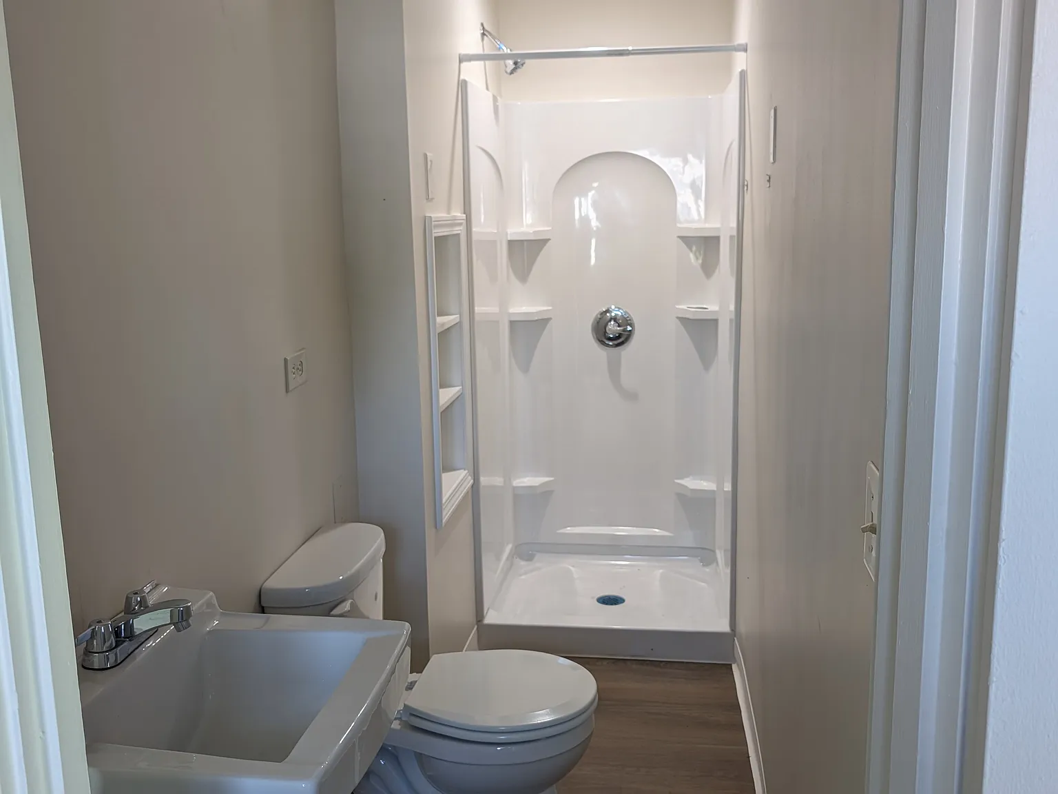 1 bed, $850 — Photo 2