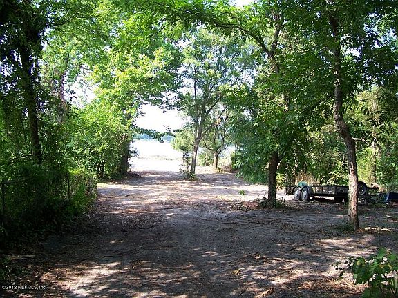 2nd image of 3343 Trout River Blvd