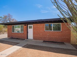 3526 E Blacklidge Dr, Tucson, AZ 85716
