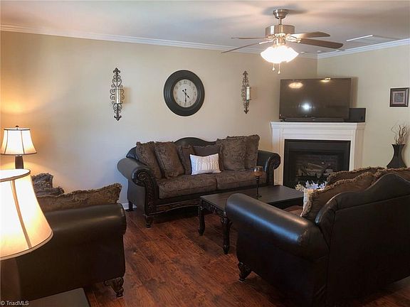 2nd image of 2708 Wild Poplar Way
