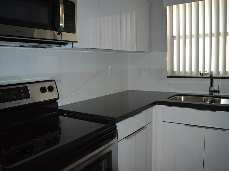 8860 Fontainebleau Blvd #504 — Photo 1