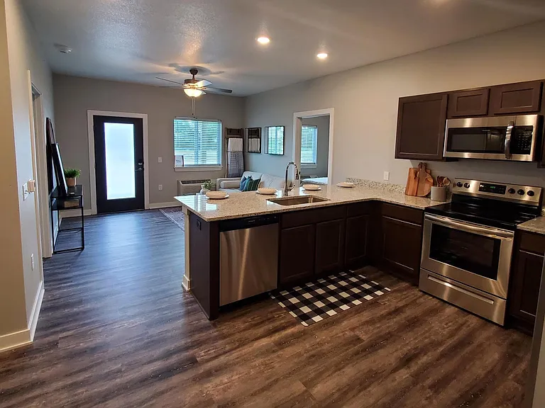 Perrywood Apartments — Photo 4