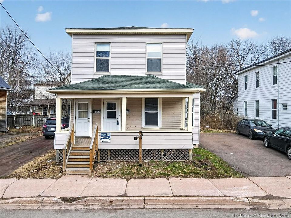 1st image of 365 Robinson St