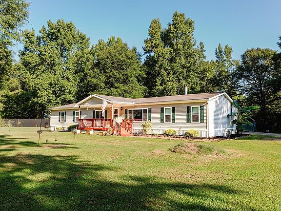 3rd image of 504 Howell Rd