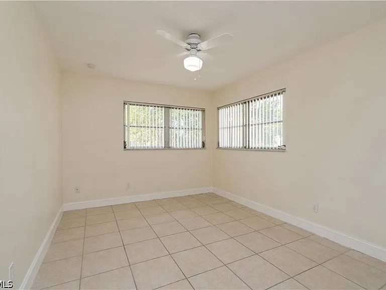 1453 Venetian Ct — Photo 23