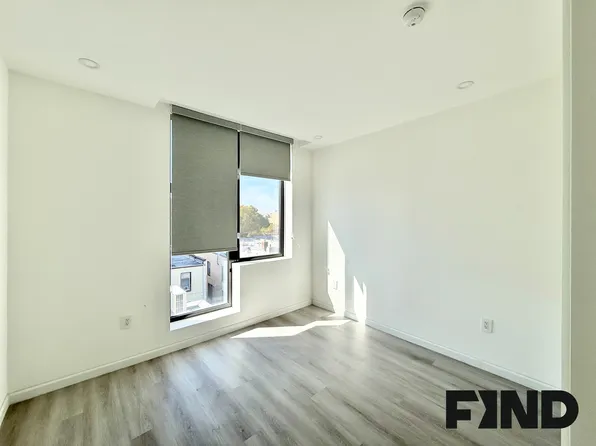 5306 9th Avenue image 14 of 22