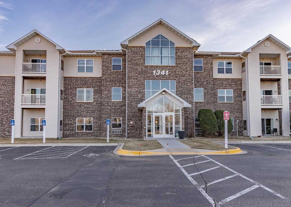 1st image of 1341 Lake Dr W Unit B-310