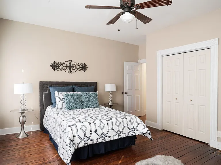 3104 E Marshall St — Photo 11