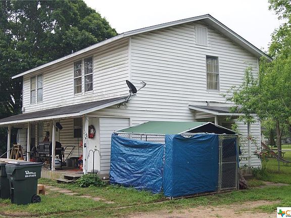 2nd image of 406 Bowie St